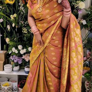 saree with blouse