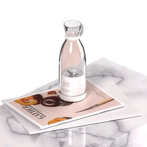 Bottle Shape Rechargeable Juicer