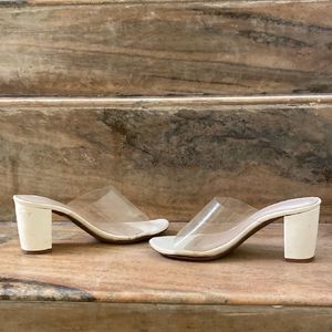 Sale ❗️❗️ White Block Heels 🤍