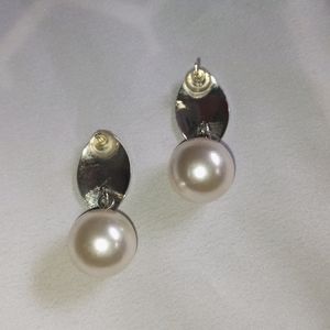 Pearl Earrings For Festive Wear
