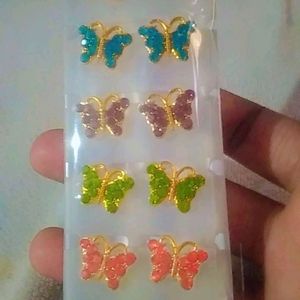 Multicolour Diamond Studs( Pack Of 6)