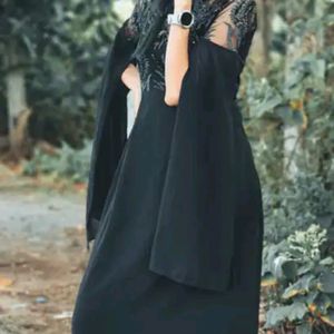 Black Embellished Slit Sleeves Maxi Dress