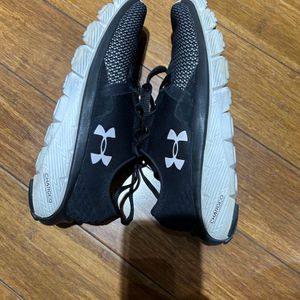 Underarmour Sport Shoes Women