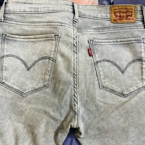 Levi’s Jeans