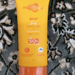 Aqualogica Vitamin C Glow Sunscreen 80 Gm