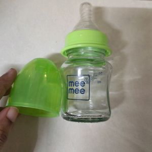 Mee- Mee Glass Feeding Bottle And Dry Sheet