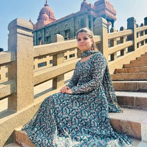 Beautiful Long Anarkali Gown Set With Dupatta