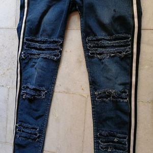 Navy Blue Damage Jeans