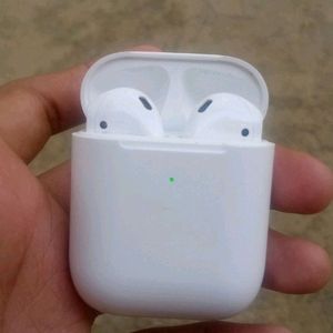 Mobile Earbuds Lick New