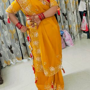 Heavy Work Saree With Blouse N Belt