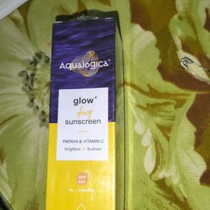 Aqualogica Glow+Dewy Sunscreen 50g