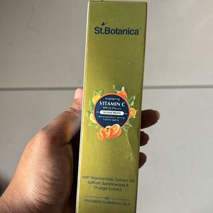 New St. Botanica Vitamin C sunscreen