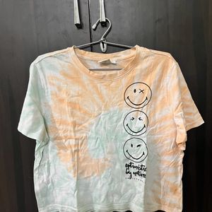 Branded Tie And Dye Tshirt. Size-L