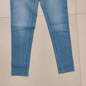 Women Casual Jeans.  New With Tag. Unused Product.