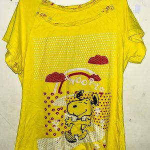 Yellow T-shirt To Wear At Home