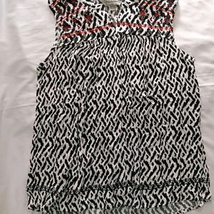 Abstract Print Sleeveless Top