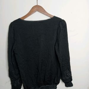 Black Casual Top (Girl' s)