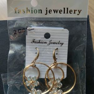 Free Earings Of Upto 50 Rs From Selling Product ItemsBeautiful Artificial Diamond Jewellery