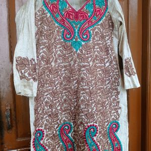 Chikan kari Work Kurti