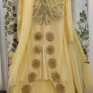 Lehnga With Apple Cut Kurti Dupatta