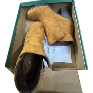 Original Catwalk Boots With Box For Sale