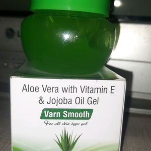 Alovera With Vitamin E & Jojoba Oil