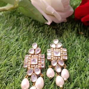 Beautiful Kundan Earrings