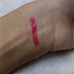 Myglamm Smoothie Love Tinted Lip Balm