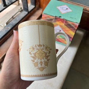 Cream N Gold Traditional Mug