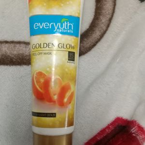 Everyuth Golden Glow Peel Off Mask