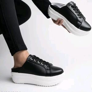 Smart Casual Sneakers