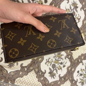 LV dupe mini wallet/ pouch (slight defect)