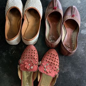 3 Pairs Of Ballerina/Jutti