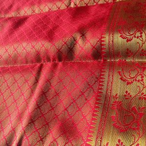 Kathapadri Banarasi Saree Perfect Elegance