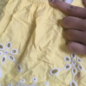 Sleeveless Yellow Cute Top