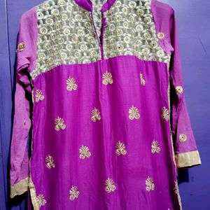 Beautiful Kurta Set.. Size Issue So I Want To Sell