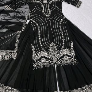 New Standard Beautiful Pakistani Poshaq Dresses Be