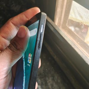 LG NEXUS 5 in usable Condition