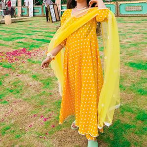 🎉3 Piece Yellow Anarkali 🎉Hury Grab It!