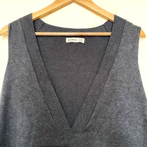 Imported Unisex Sleeveless Sweater