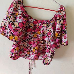 New Without Tag Floral Top