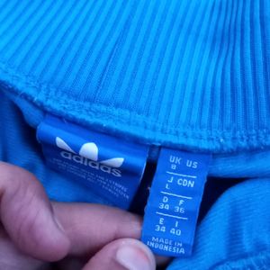 WAIST 32 BRANDED SHORTS