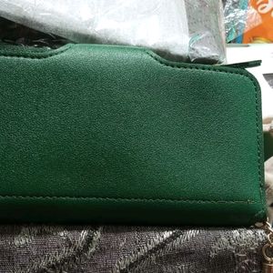 Woman's Green Wallet