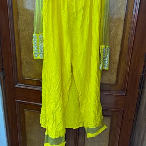 Haldi Suit