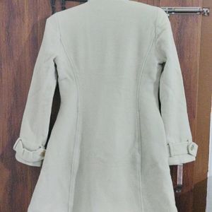 Offwhite Overcoat For Slim N Stylish Women