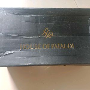 House Of Pataudi Embalished Mojaris Leather Sole