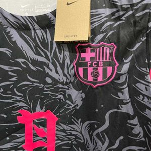 NIKE PINK DRAGON JERSEY SIZE - M(40)