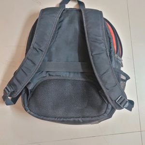 American Tourist Laptop Bagpack