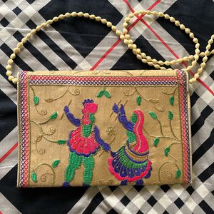 hand embroidered traditional slingbag for navratri