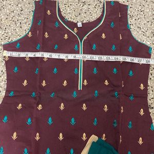 New Maroon N Green Kurta Set For Grabs